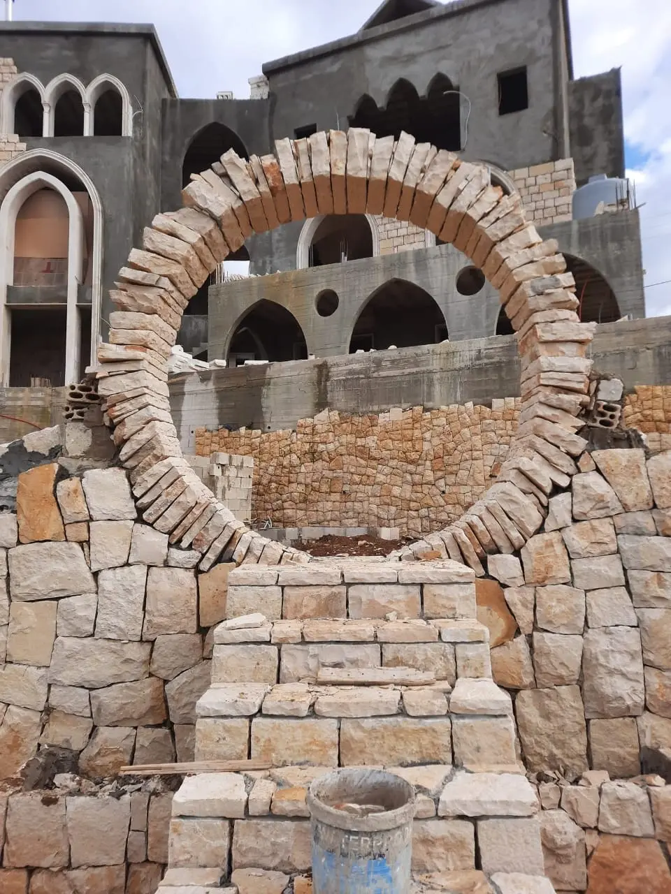 Natural stone masonry and civil structures